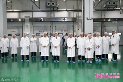 瑞士羅氏集團與新華制藥攜手，山東首個國際合作生物技術項目正式投入運營